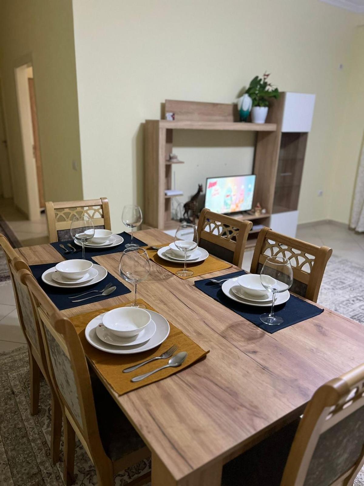 New Baazar Terrace Apartment 티라나 외부 사진